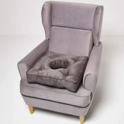 Homescapes Coussin bouée rehausseur en suédine gris, 50 x 50 x 10 cm -