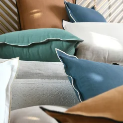 New Lovely Casa Coussin coton volant plat feston noir (45x45 cm - Bleu)
