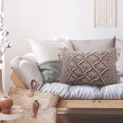 The Deco Factory Coussin macramé en coton tressé violet clair 30x50