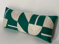 Coussin motif géométrique vert et blanc l.70 x h.30 cm* Coussin Pour Canapé