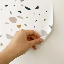 Sale Decochic Crédence adhésive terrazzo vert beige et noir en vinyle lavable et amovible - 1 rouleau 50x300 cm -