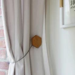 Madeco Embrasse à rideaux aimantée hexagone en bois, Iro* Embrasse À Rideaux