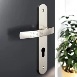 Best GoodHome Ensemble poignée sur plaque rondcylindre Diss effet nickel satin gris L.139mm x l.40mm entraxe 195mm