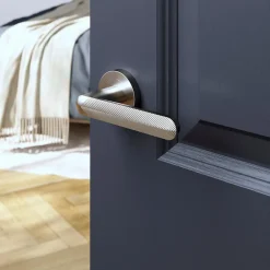Clearance GoodHome Ensemble poignée sur rosace rond à visser Garlan effet nickel satin gris Ø50mm