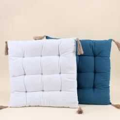 Best Ornami Galette de chaise blanche avec pompons 40x40cm