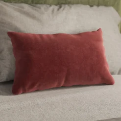 Discount GoodHome Housse de coussin effet velours Valgreta bordeaux l.50 x H.30cm