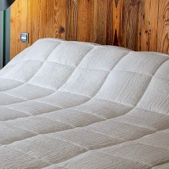 New Linder Jeté de lit - Effet Froissé (150x150 cm - Ecru)