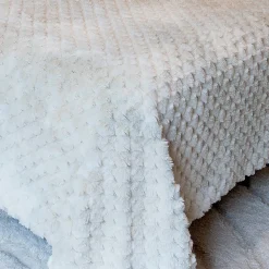 Outlet Linder Jeté de lit Imitation Fourrure avec Relief Géométrique (240x250 cm - Blanc)