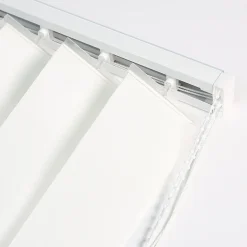 Clearance Madeco Kit rail et lamelles verticales orientables ouverture latèrale blanc l.100 x H.180cm