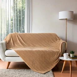Douceur D'Intérieur Plaid 180 x 220 cm en flanelle relief uni Modèle ARYA Coloris Camel* Plaid Canapé