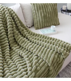 Enjoy Home Plaid côtelé olive effet fourrure Matisse - 125x150cm - Vert olive* Plaid Fourrure|Plaid