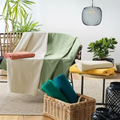 Douceur D'Intérieur Plaid enroulable 220x240 cm Polycoton Lucile Sauge avec fermeture boutons* Plaid Canapé
