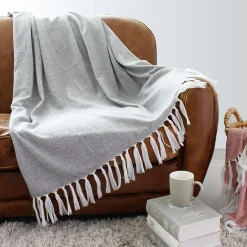 Online Home Maison Plaid jacquard à longues franges (130x150 cm - Gris clair)