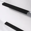 Outlet GoodHome Poignée de meuble Incurvé Skej aluminium mat noir l.152mm x l.19mm x H. 35mm entraxe 128mm