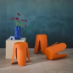 Sweeek Set de 4 tabourets empilables simili cuir orange. Niki D.30 / 44 x H46cm* Pouf Et Poire
